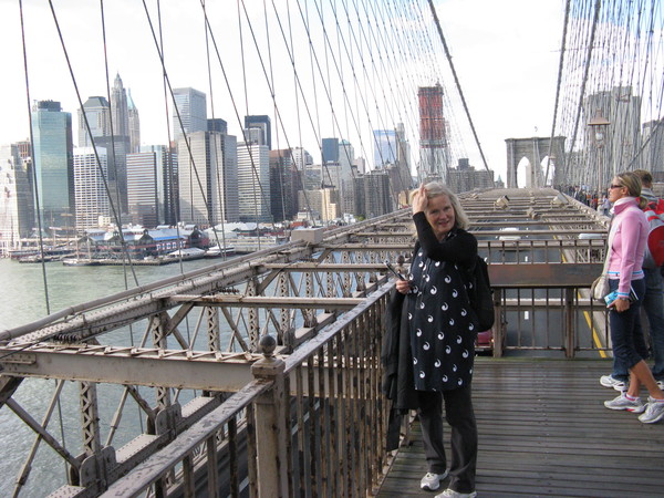 https://www.heikki-valisuo.fi/kuva/templates/xml/Bruxelles/NewYork/brooklyn-riitu.JPG