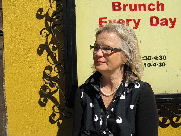 https://www.heikki-valisuo.fi/kuva/templates/xml/Bruxelles/NewYork/riitu-brunch-1.JPG