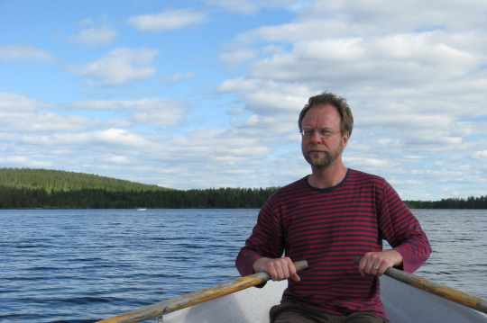https://www.heikki-valisuo.fi/kuva/templates/xml/francais/Photos-de-Laponie/barque.png